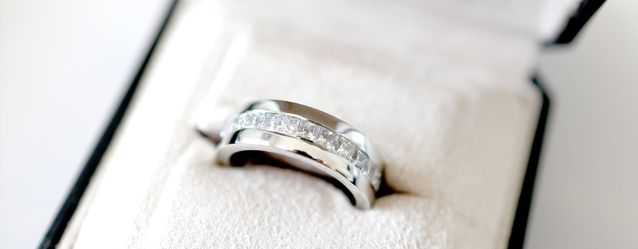 A Striking Gents Wedding Ring Upgrade