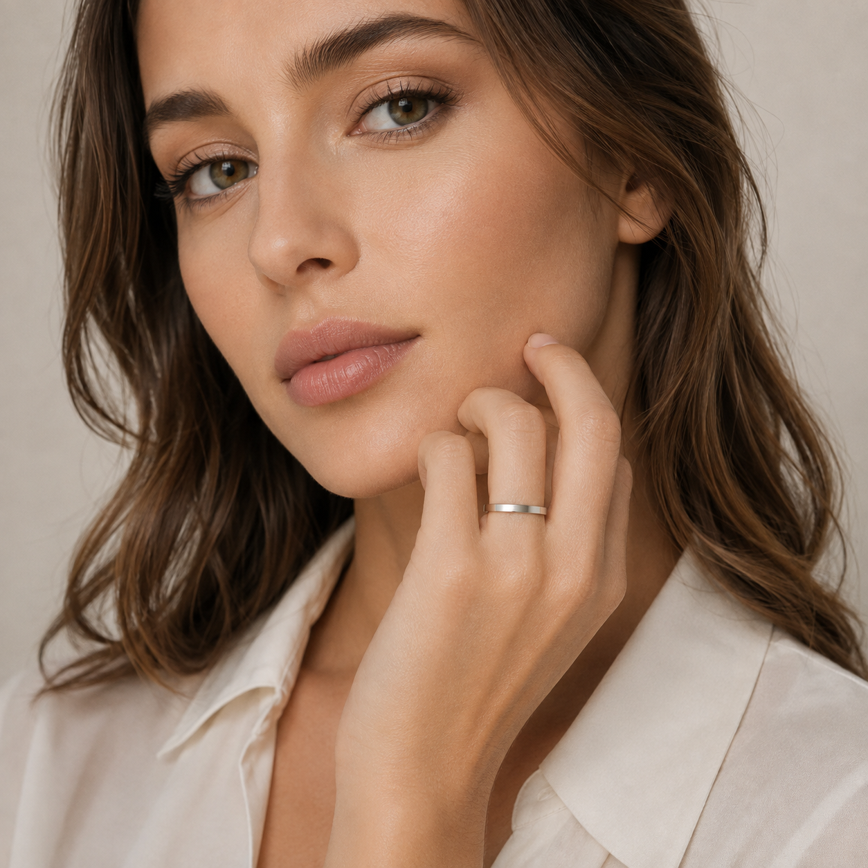 Ladies Flat Wedding Band | LB1003