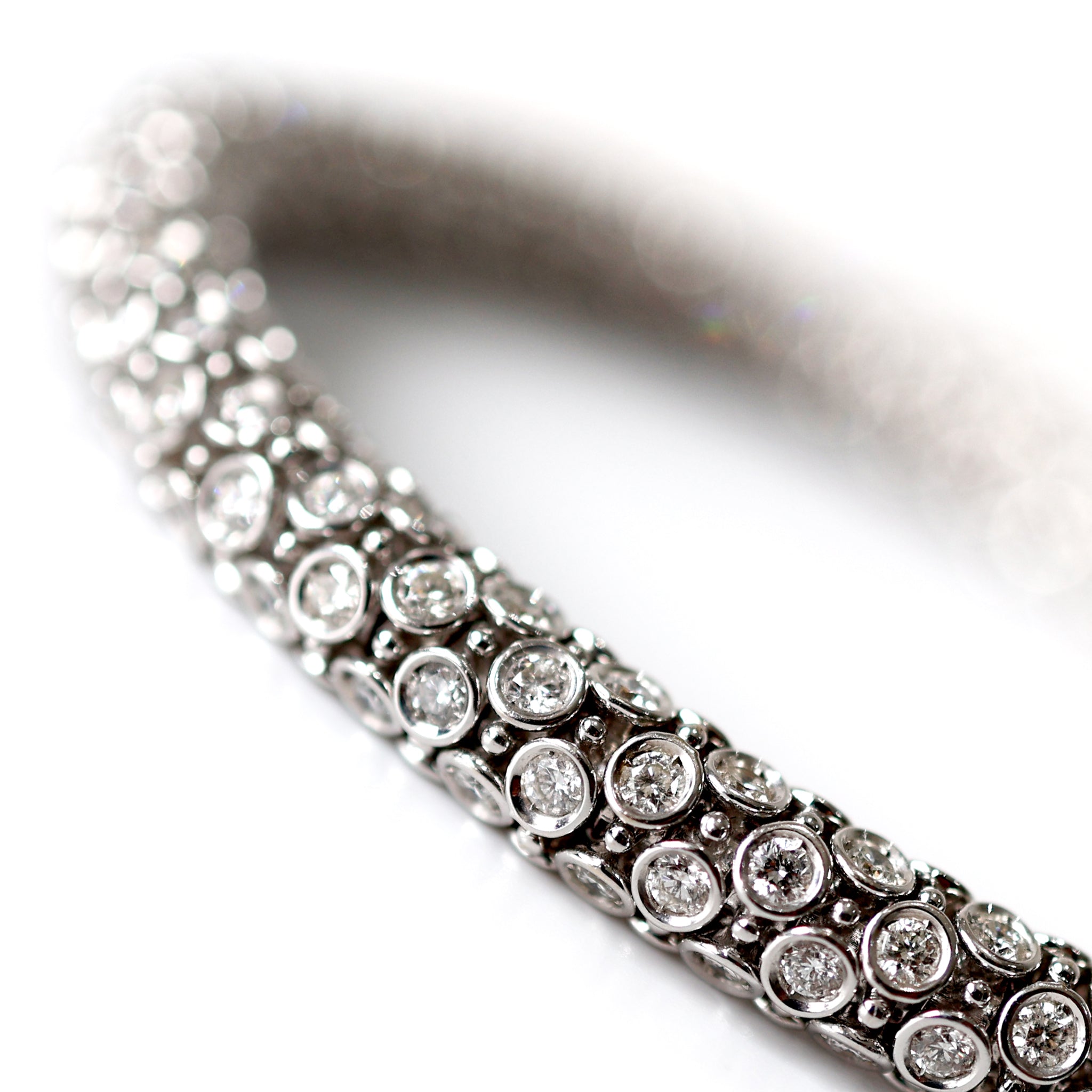 FLEX Wave Bracelet - White Gold & Diamonds