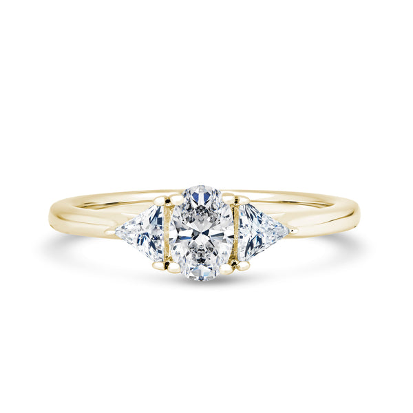Oval & Trilliant Yellow Gold Trilogy Ring | M3O02