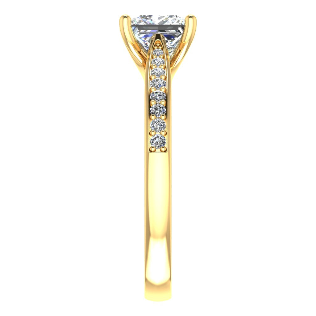 Princess Diamond Yellow Gold Ring, Tapered Grain Shoulder Set | LGE RX5652