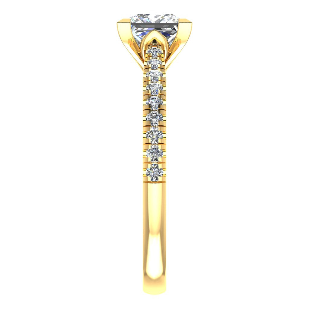 Princess Cut Diamond & Yellow Gold Shoulder Set Pinched Ring | SMP