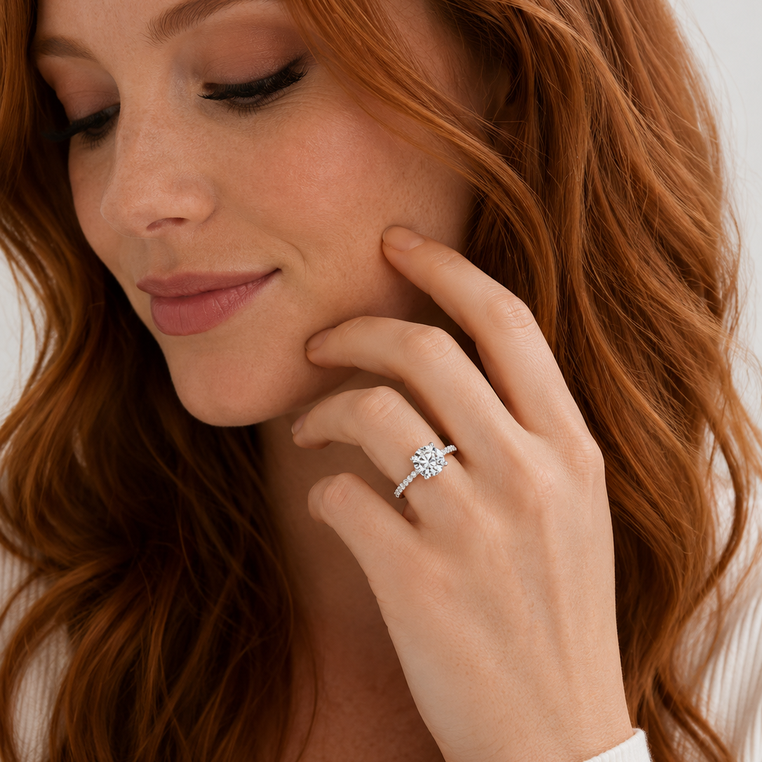 Round Diamond Engagement Ring, Shoulder Set Fishtail | RSF01