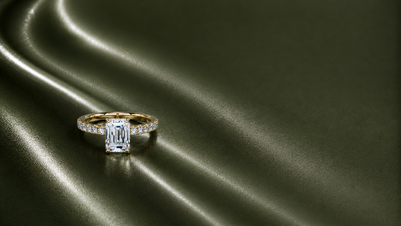 Engagement Rings with Lab Grown Gemstones & Diamonds