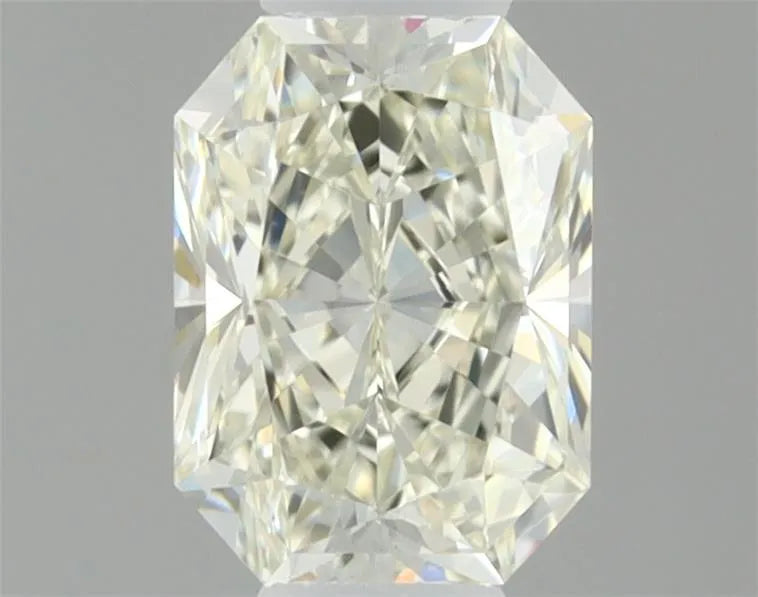 0.28ct Radiant Natural Diamond (Colour J, Clarity IF, Cut VG, IGI Certified)