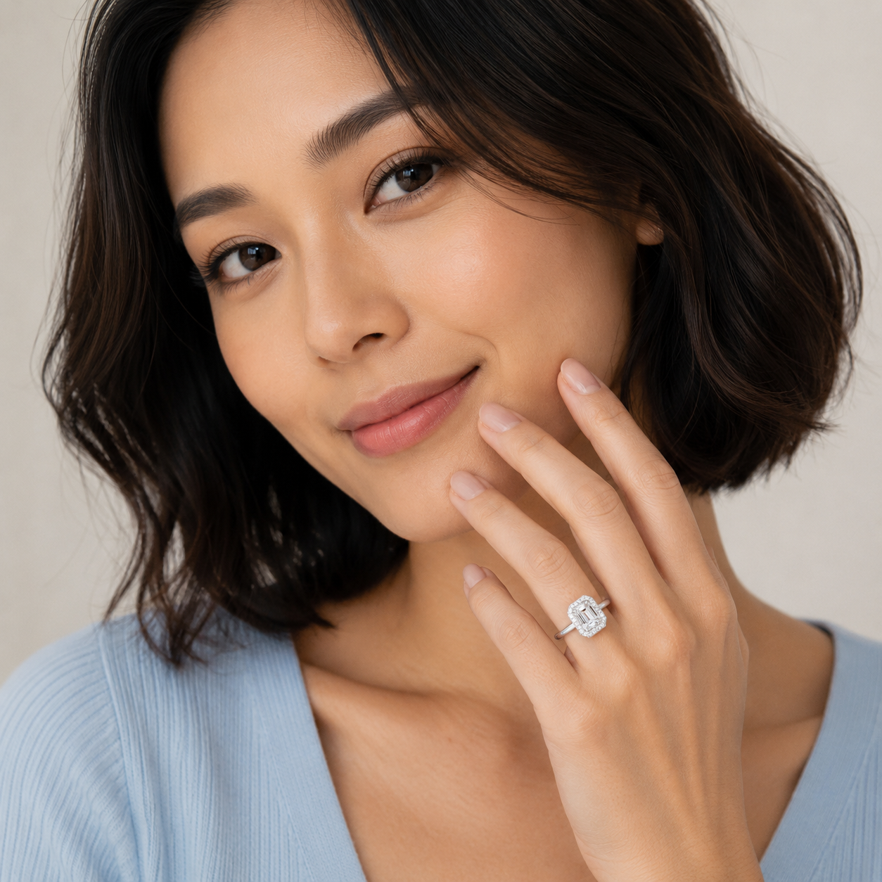 Emerald Cut Diamond Engagement Ring, Plain Band Halo | EHP01